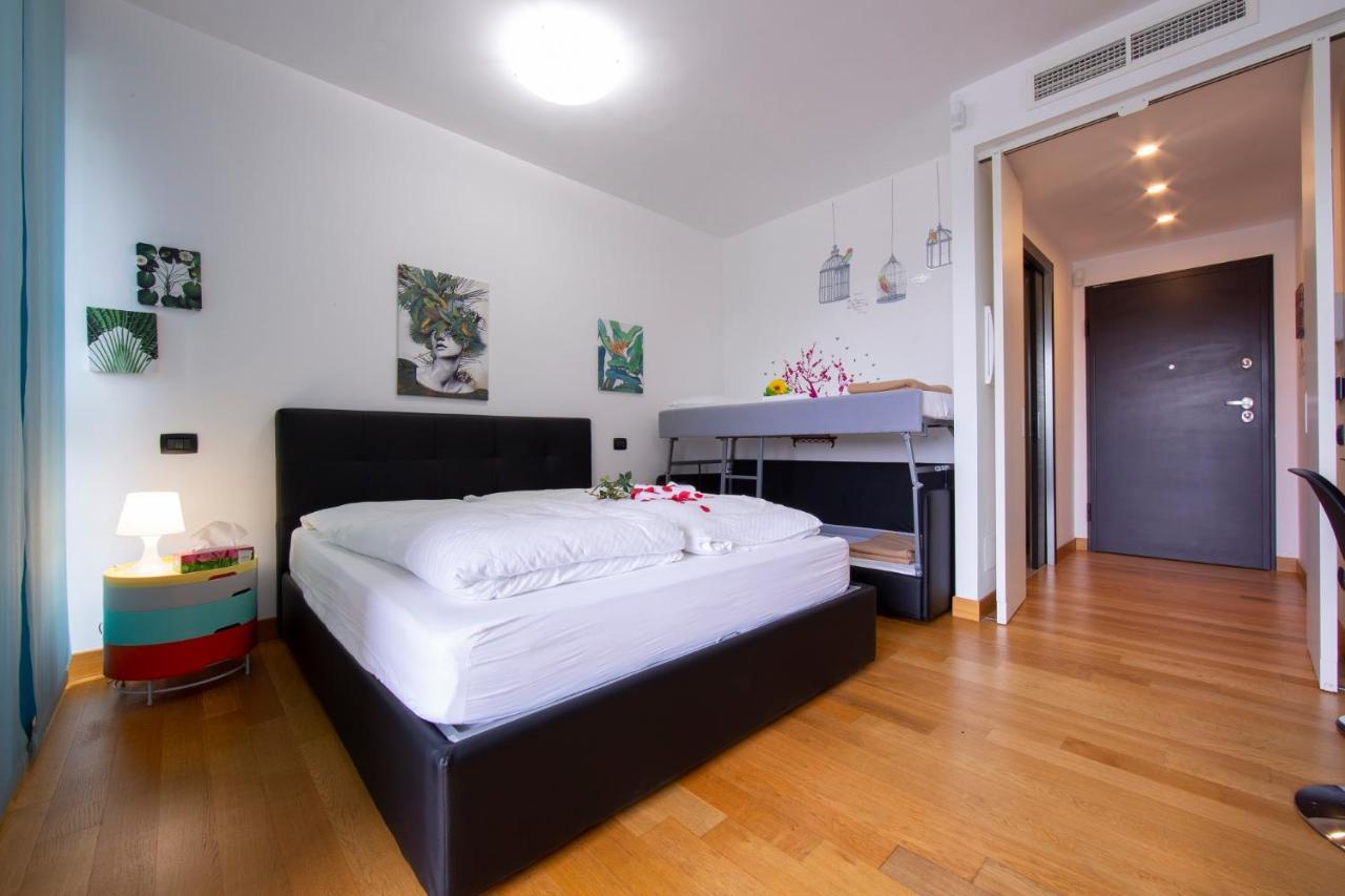 Temporaryflat Parco Vittoria Apartment Milan Bagian luar foto